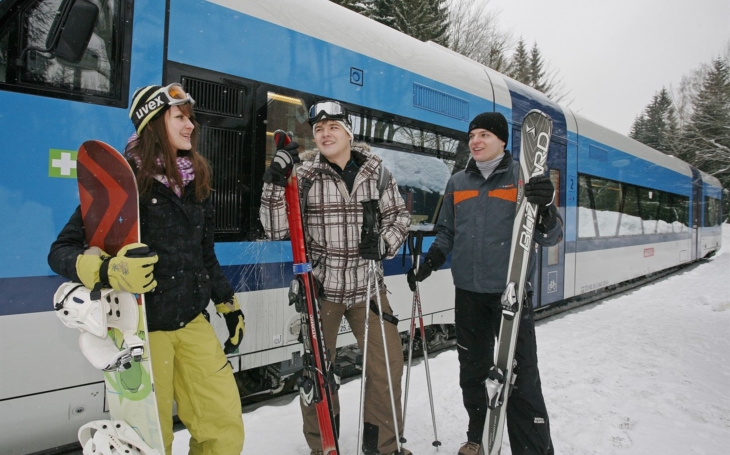 Nová sezóna ČD Ski je tu! Lyžaři mohou získat výhodné skipasy v českých střediscích i v Alpách