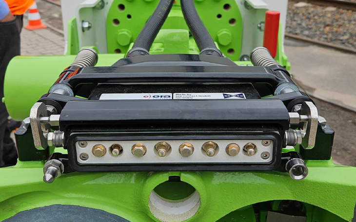 Nová éra DAC spřáhel: Voith přidává digitální a elektrické řešení