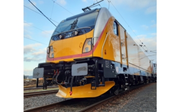 Společný provoz lokomotiv Vectron a TRAXX nadohled