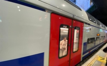 Fotoreportáž: „Vojenská přehlídka“ přímo v soupravě izraelského vysokorychlostního vlaku
