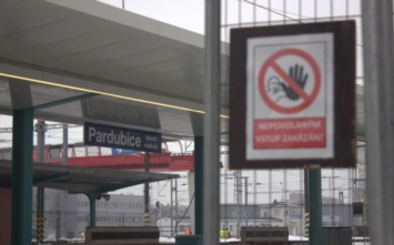Fotoreportáž: V Pardubicích se momentálně realizuje jedna z největších investic na české železniční síti