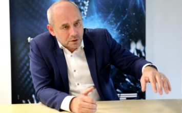 „Kto môže obísť naše železnice, tak ich obíde,“ hovorí šéf asociácie dopravcov Biznár