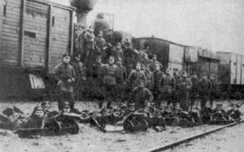 Commemorating Heroes: PKP CARGO Employees Honor Poland's Defenders on WWII's 84th An…