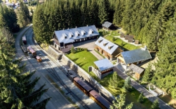 Slovenský unikát: Oravská Lesná má dodnes zachovanú úzkorozchodovú úvraťovú železnicu
