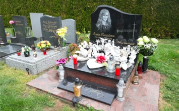 Temná stránka železnic: Iveta Bartošová a její odkaz k prevenci sebevražd