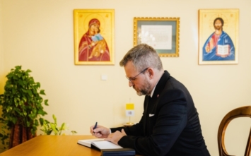 Podľa prezidenta SR by  Slovensko mohlo byť lídrom v umožnení Ukrajine spojiť sa s prístavmi v stredozemnom